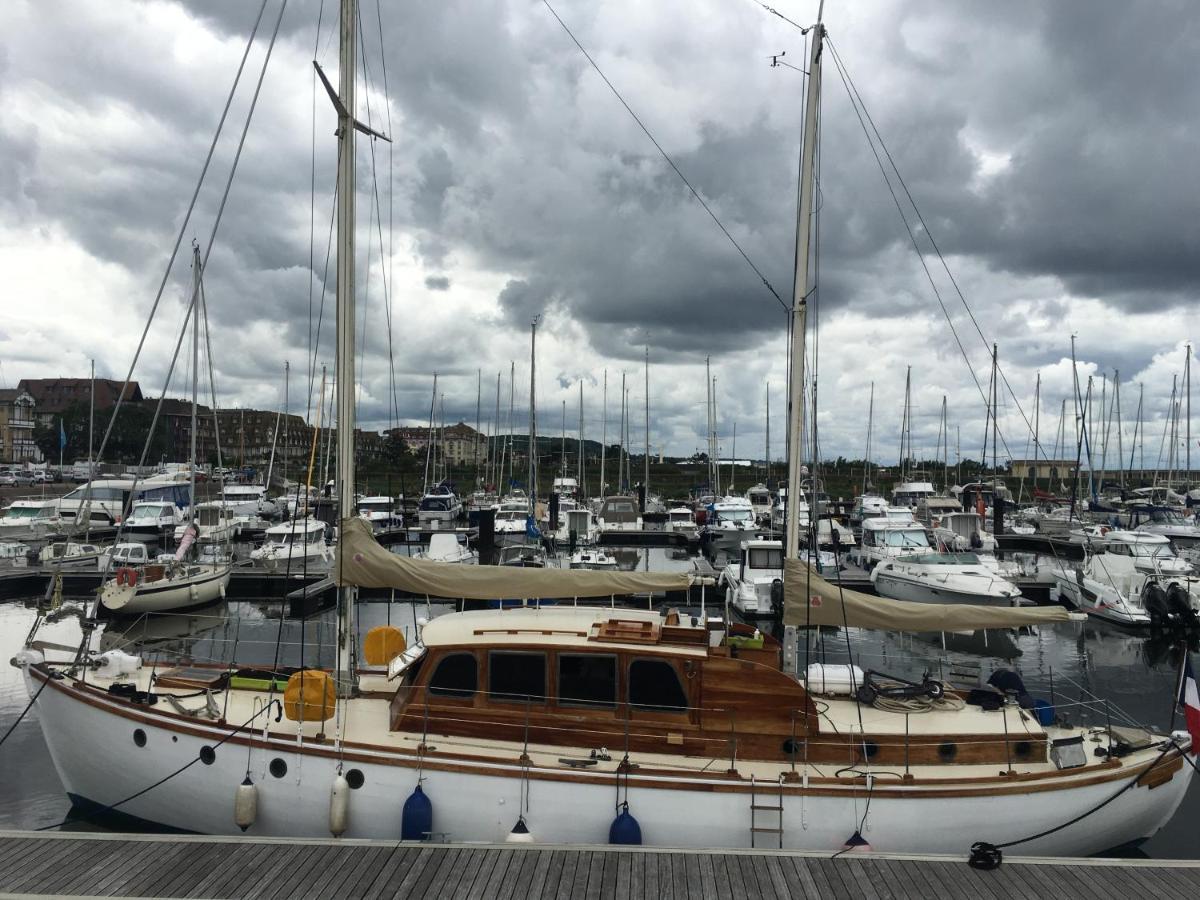 Port Deauville Yacht Vintage 외부 사진